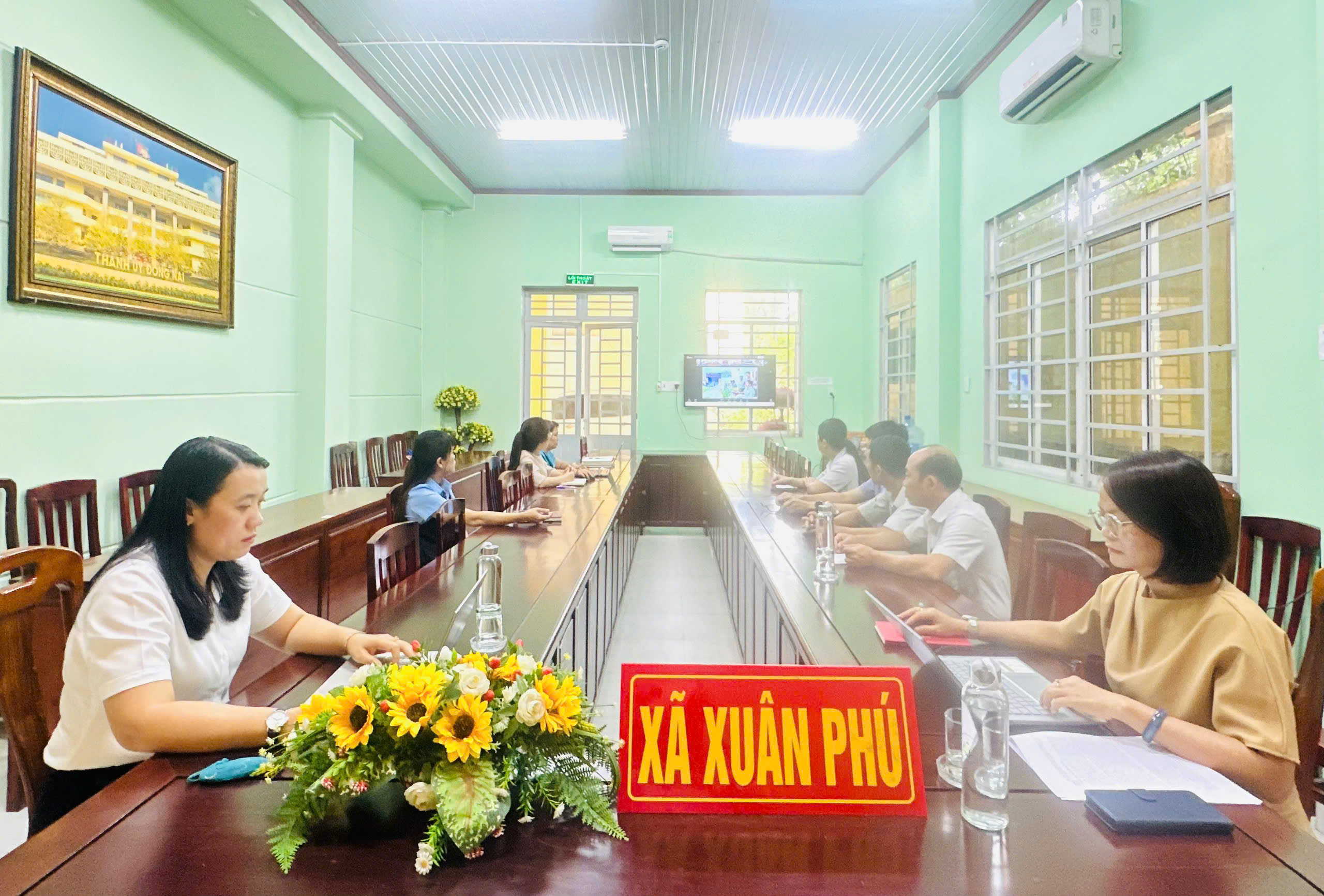 ĐẢNG ỦY XÃ XUÂN PHÚ THAM DỰ HỘI NGHỊ TRỰC TUYẾN SƠ KẾT CÔNG TÁC XÂY DỰNG ĐẢNG 6 THÁNG ĐẦU NĂM 2026