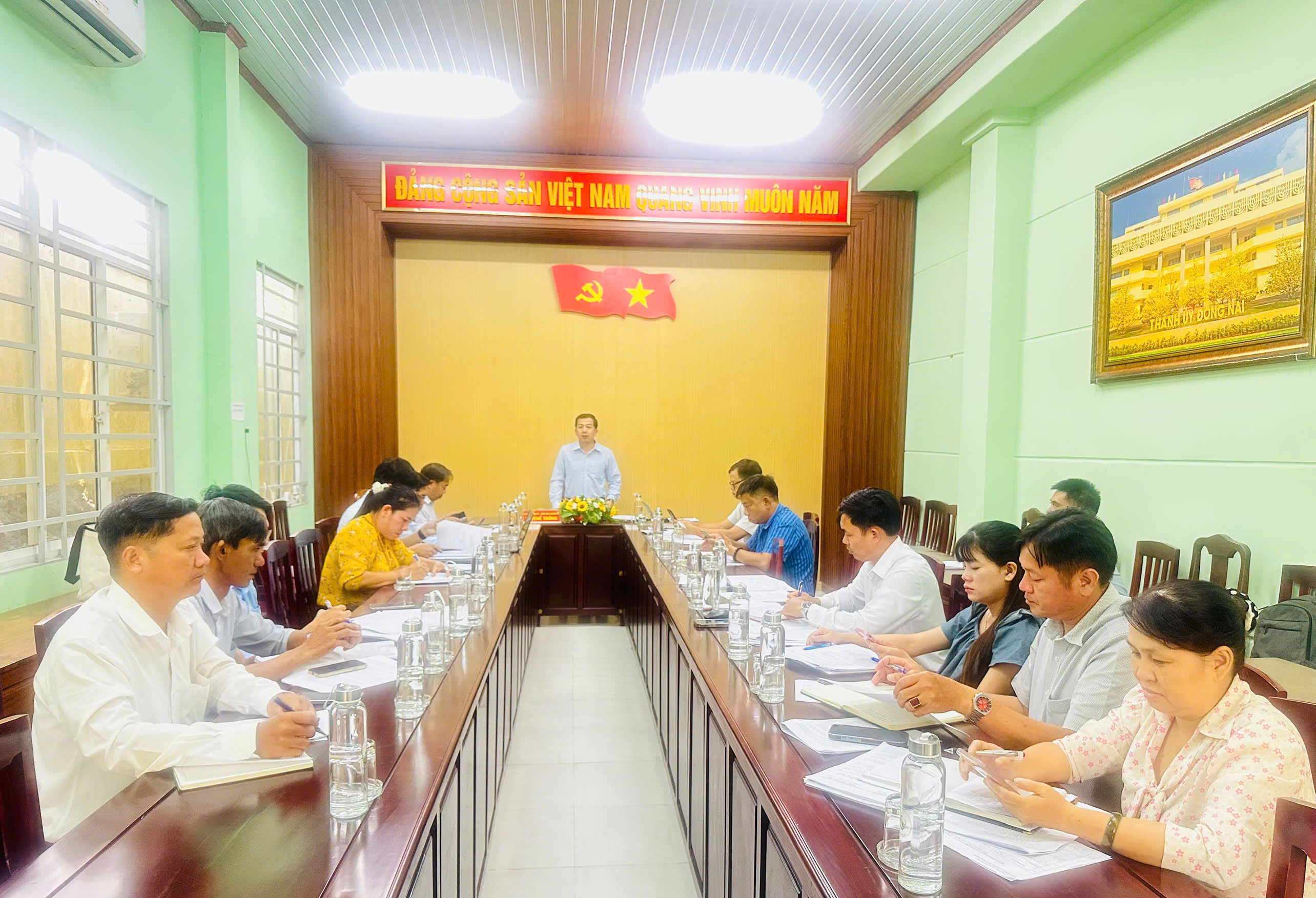 XÃ XUÂN PHÚ: THƯỜNG TRỰC ĐẢNG ỦY LÀM VIỆC VỚI UBND XÃ VỀ CÔNG TÁC CHUẨN BỊ LÀM VIỆC VỚI ĐOÀN CÔNG TÁC THÀNH ỦY