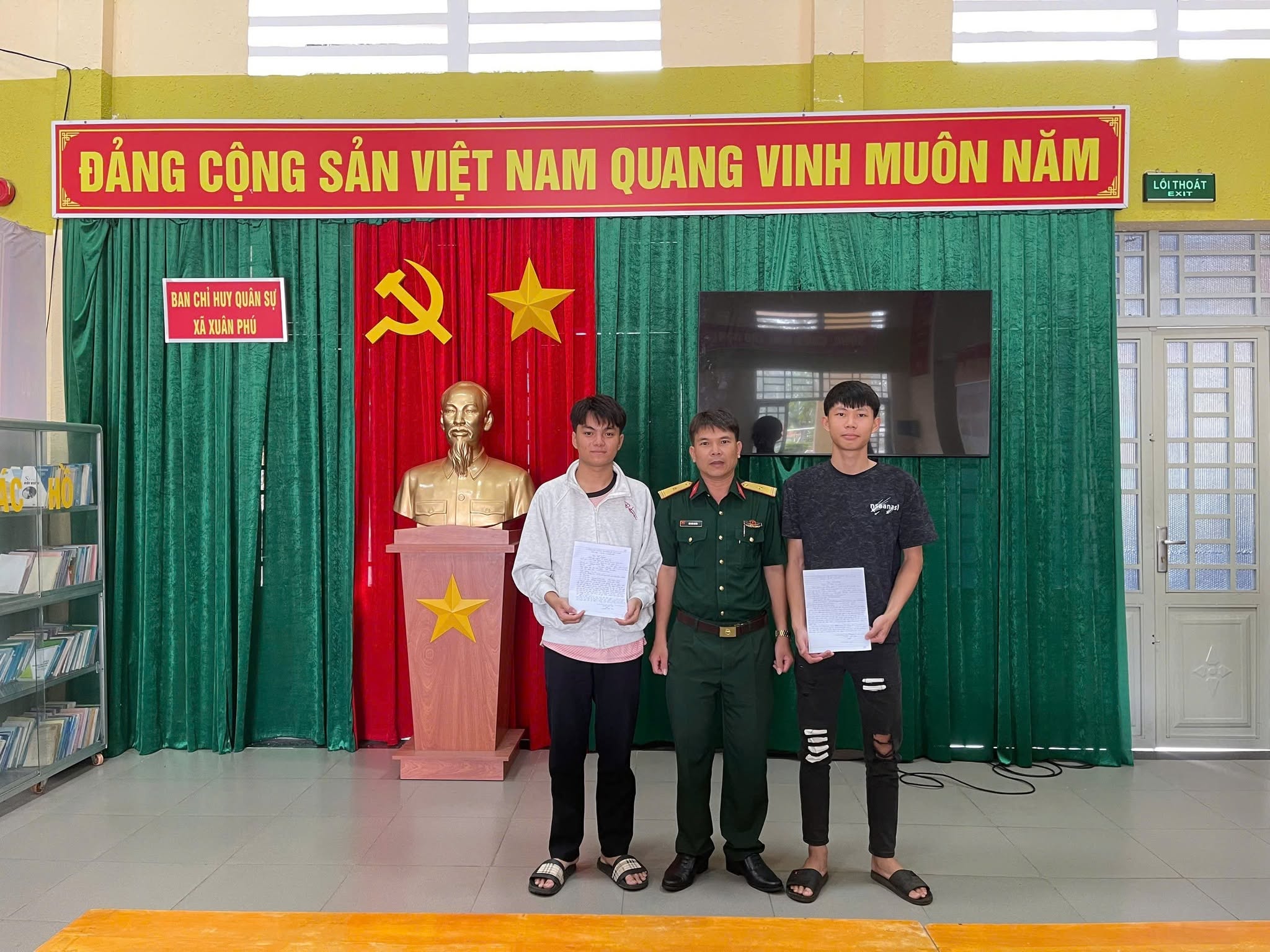 THANH NIÊN XÃ XUÂN PHÚ THÀNH PHỐ ĐỒNG NAI VIẾT ĐƠN TÌNH NGUYỆN THAM GIA NGHĨA VỤ QUÂN SỰ NĂM 2027